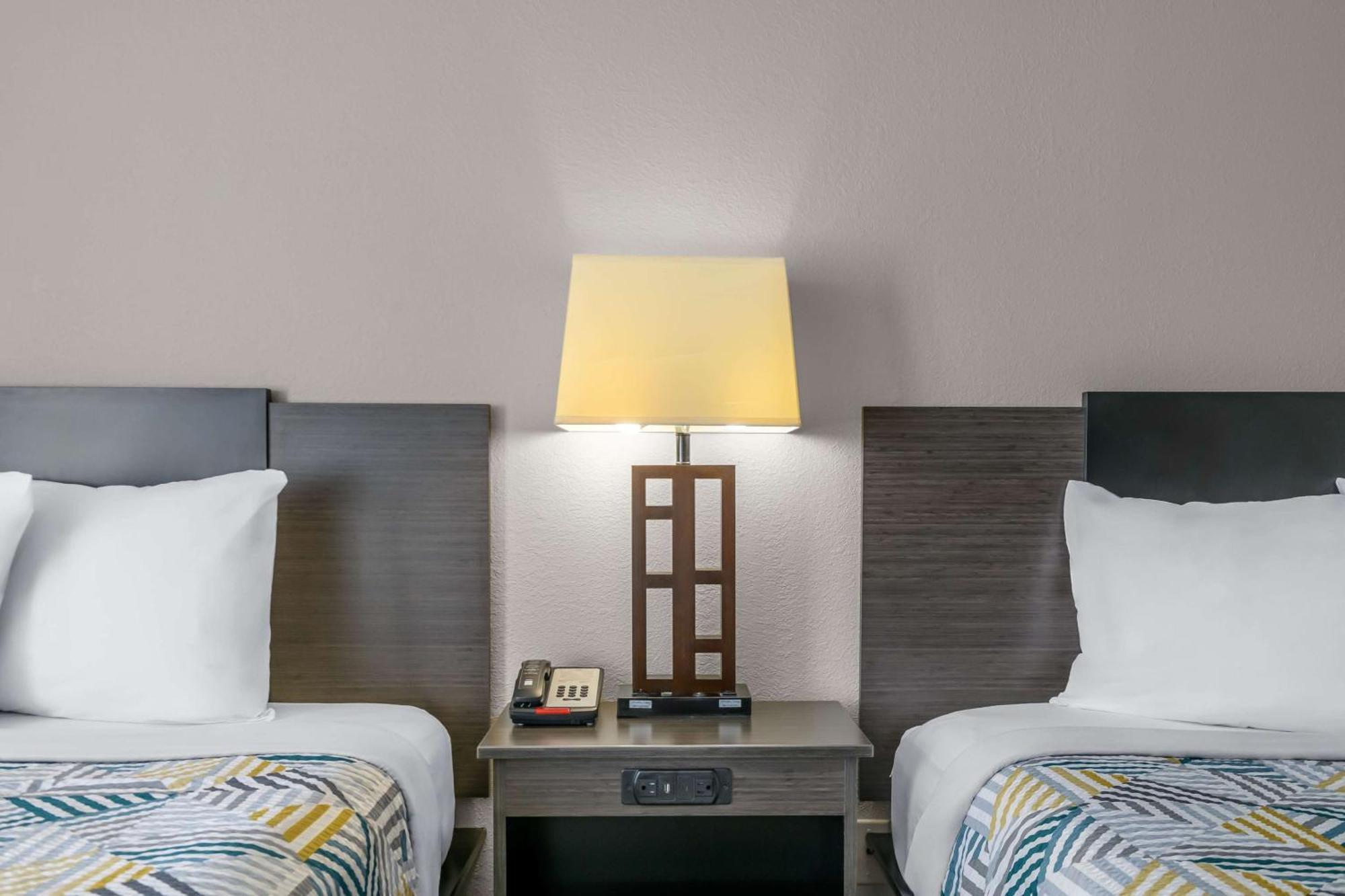 Motel 6 Dawsonville Ga North Ga Premium Outlets Bagian luar foto
